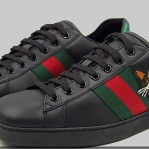 Authentic new Gucci dog UNISEX women’s size US8 and men’s us 5.5